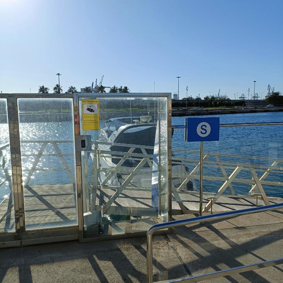 Noche Insolita En Yate De 16M A 2 Minutos De La Playa فالنسيا المظهر الخارجي الصورة